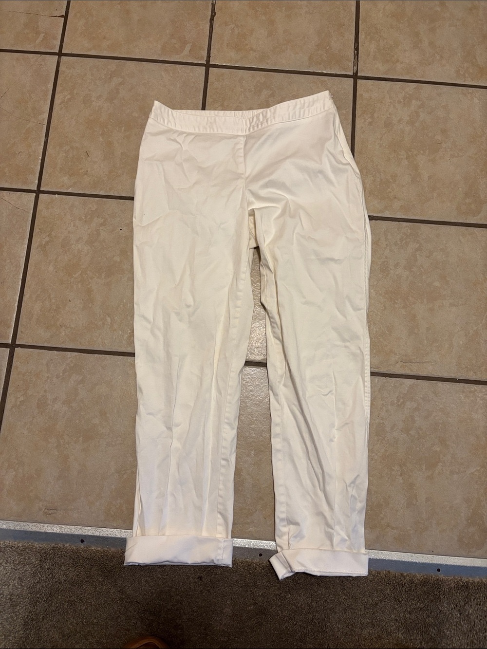 Alfani Women's White Cropped Pull-On Pants